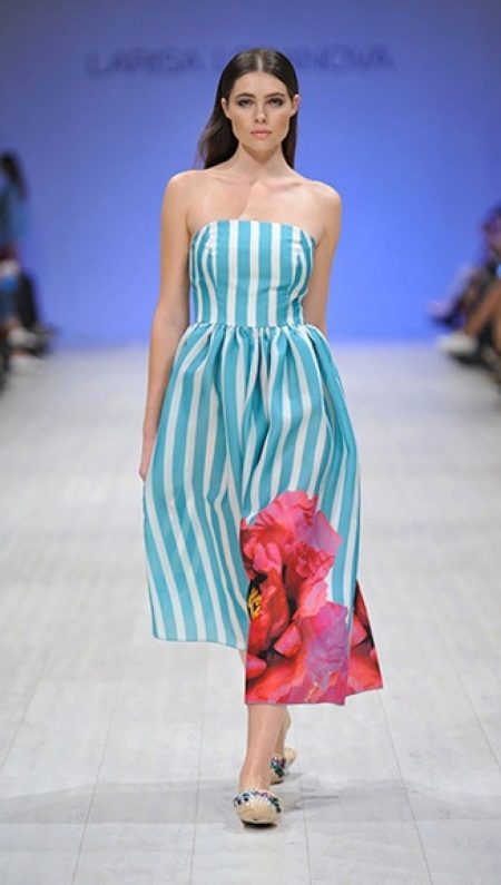 Robe sans bretelles midi mer
