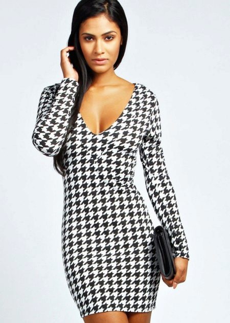 Robe moulante à manches longues