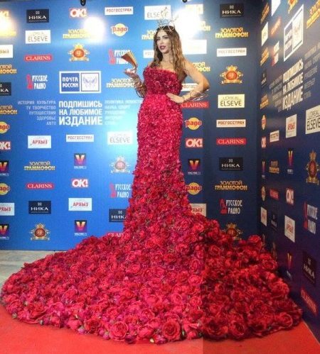 Robe de fleurs Ani Lorak
