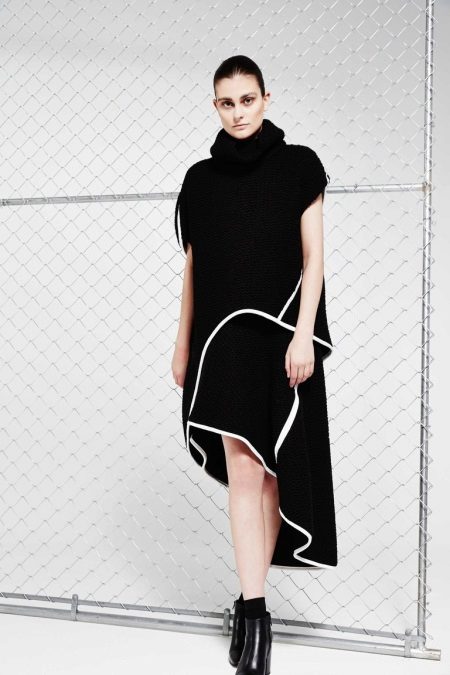 Robe en laine à taille basse