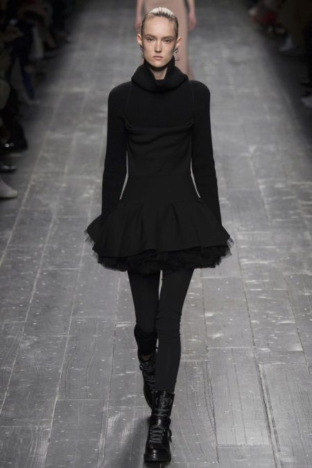 Robe en laine à col roulé