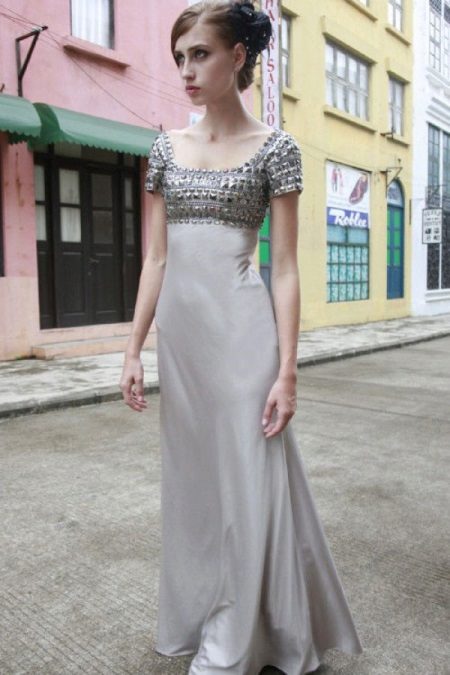 Robe de style empire gris