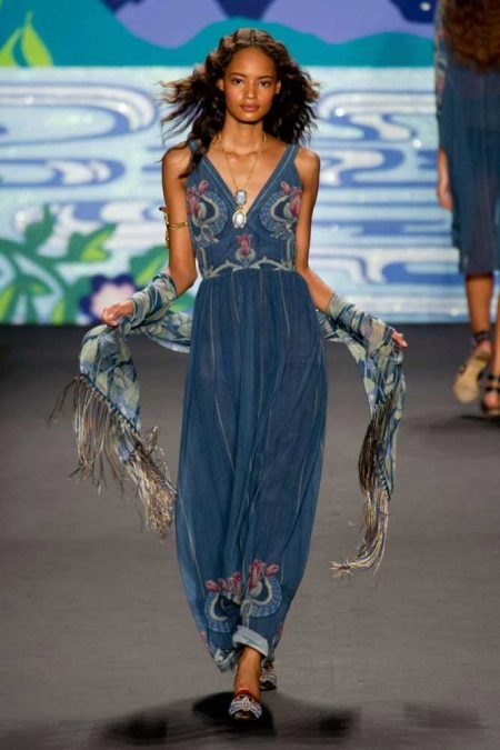 Robe Boho avec broderie