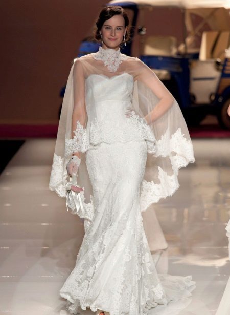 Cape avec dentelle pour robe de mariée