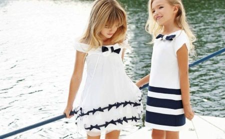 Robe d'été pour fille blanche et bleue