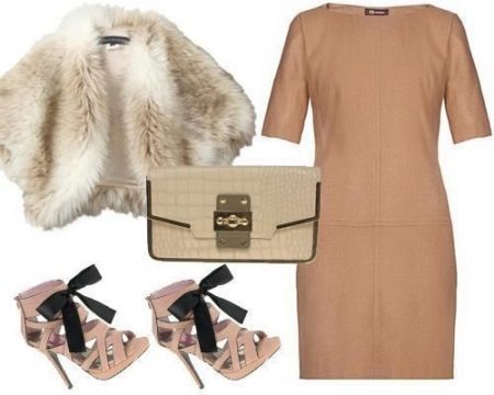 Cape en fourrure à robe beige