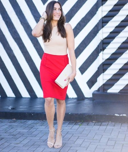 Jupe crayon rouge