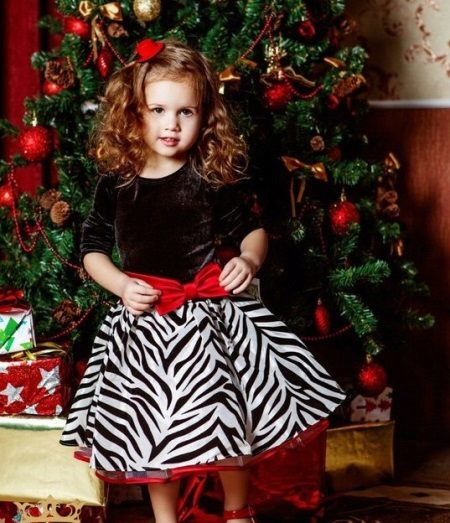 Robe de Noël pour les filles en noir et blanc