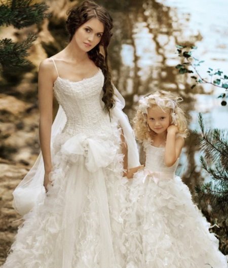 Robe de mariée élégante et moelleuse pour filles