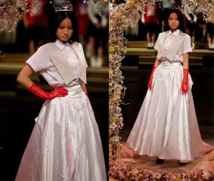Robe de mariée terrible par Jenny Fax